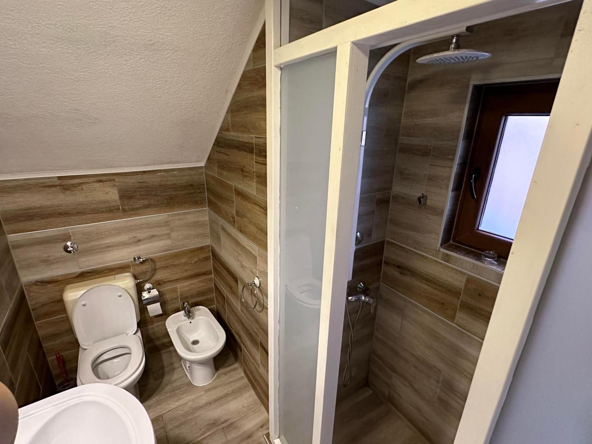 Guesthouse Mema SJJ Eksteriør bilde
